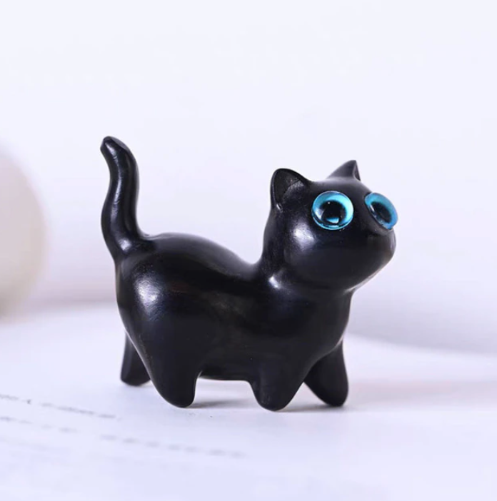 Small Wooden Cat Figurines 6 Styles